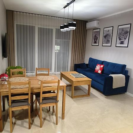 Fox Apartament Free Parking Air Conditioning 볼레스와비에츠 외부 사진